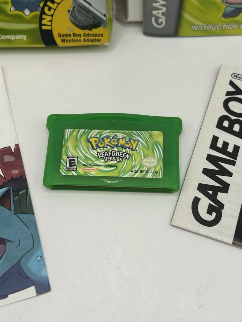 Pokemon LeafGreen (Nintendo Gameboy Advance, 2004) GBA Authentic Box Manuals Vtg - Picture 2 of 16